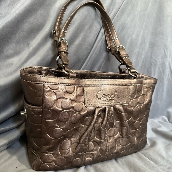 Coach Metallic Large Tote with Dust Bag • Embossed Monogram Coach • Gold Bronze - Picture 12 of 16